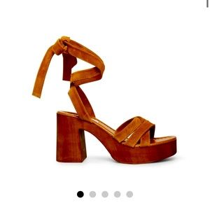 Steve Madden size 7 1/2 brand new still in 📦